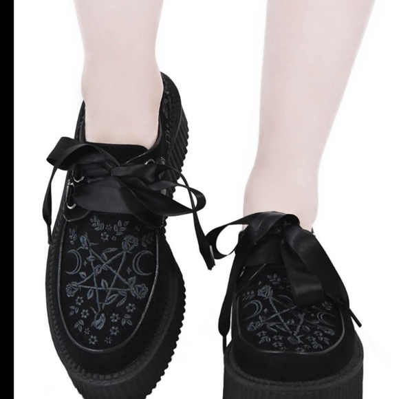 Enchant Me Creepers - Killstar - US Sizes 6 and 7 - Embroidered Velvet Platform - Picture 6 of 6